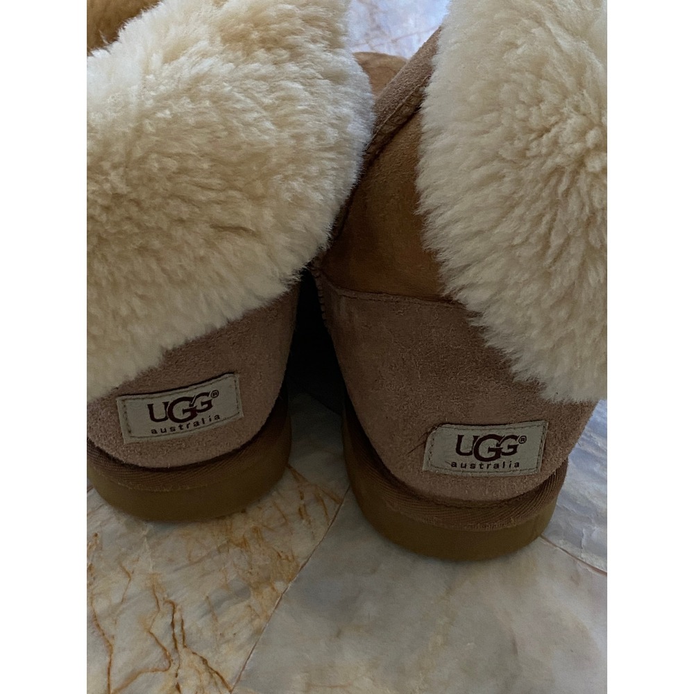 UGG Australia Bailey Button Chestnut Suede Shearling Boots Women Sz 8 - Picture 3 of 16